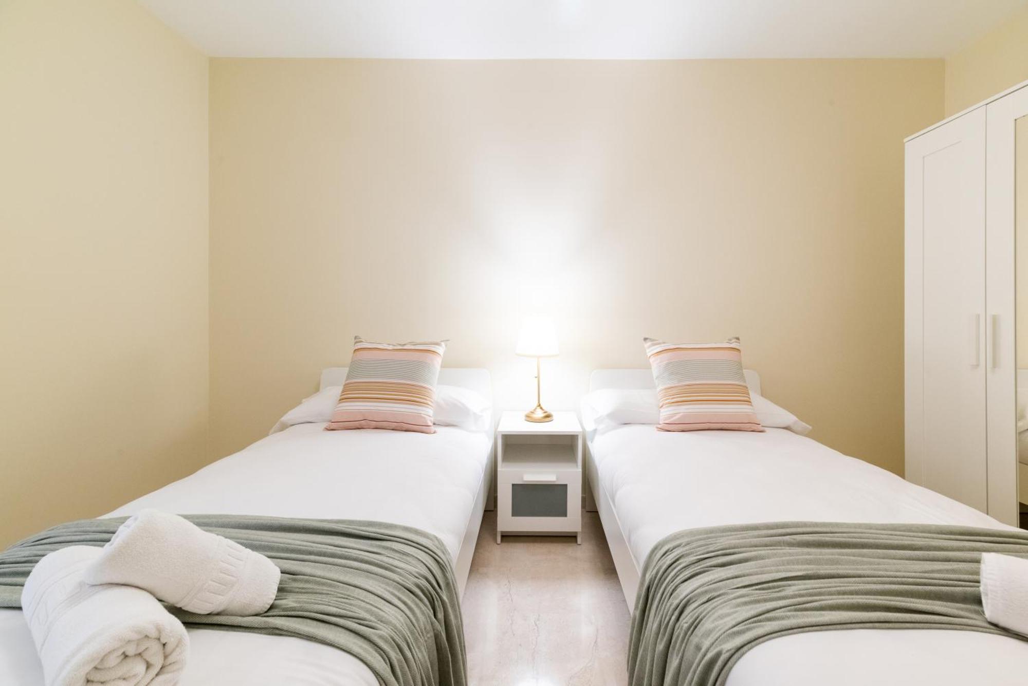 Centrico Apartamento グラナダ エクステリア 写真
